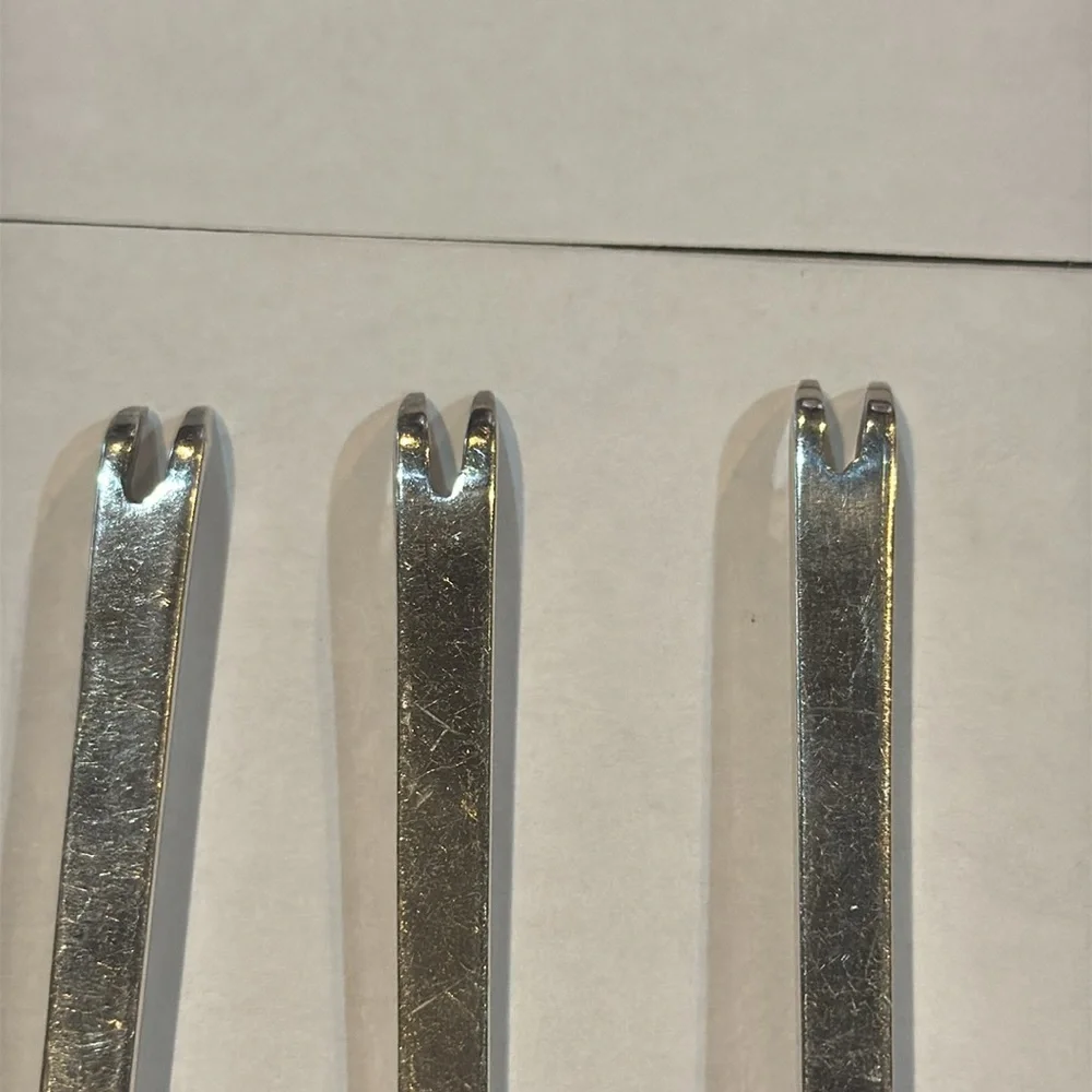 EPNS SET OF 3 Vintage Silver Plated‎ Lobster Pick Forks